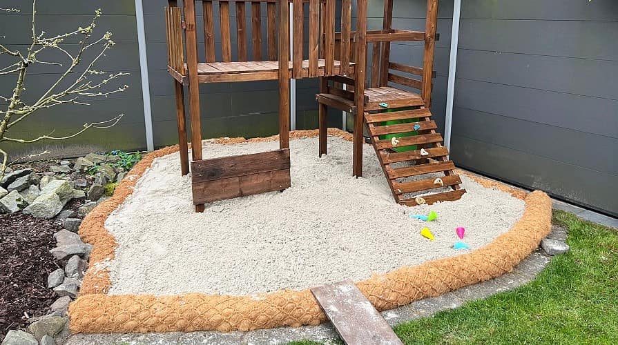 Szegély kókuszhengerből